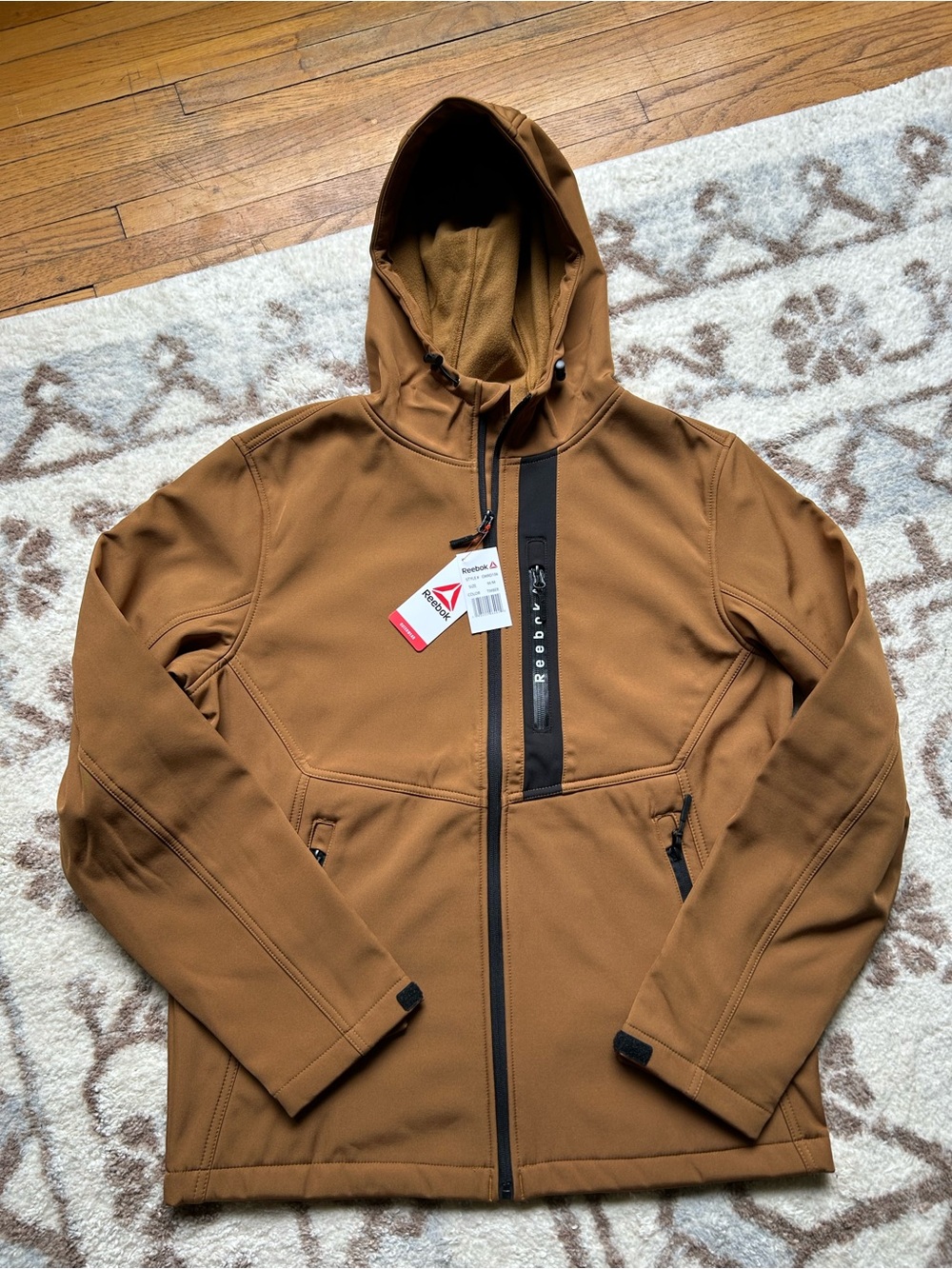 New! Reebok Men’s Soft-shell Jacket in Timber